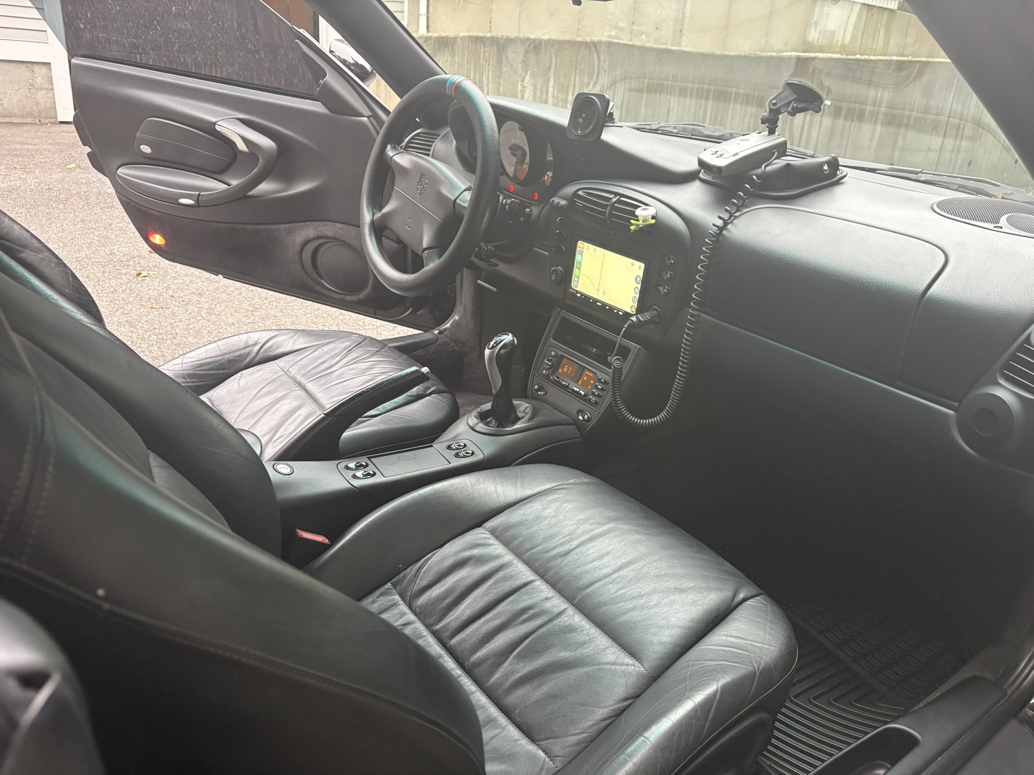 Used 2000 Porsche 911 Cabriolet image 14