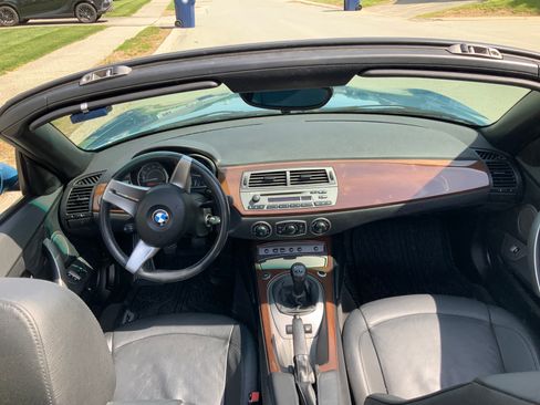 Used 2003 BMW Z4 2.5i RWD image 15