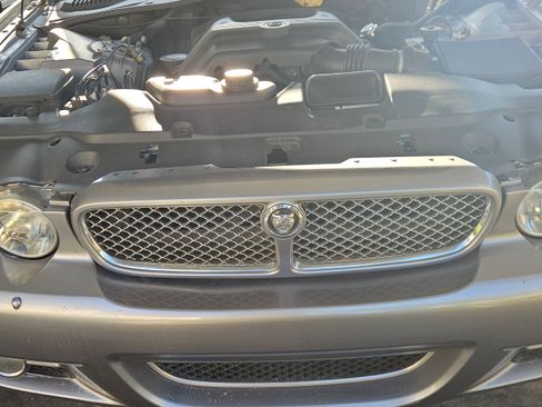 Used 2008 Jaguar XJ8 image 6