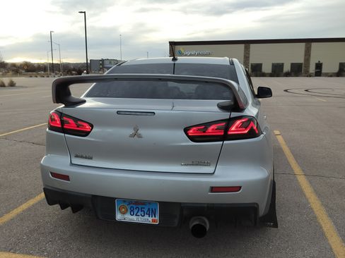 Used 2014 Mitsubishi Lancer Evolution GSR image 4