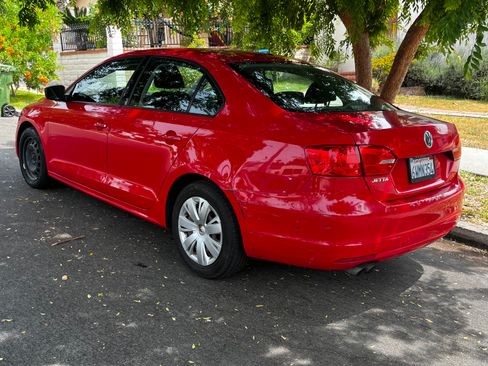 Used 2012 Volkswagen Jetta S image 8