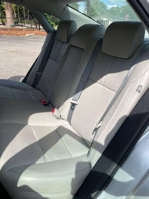 Used 2013 Toyota Avalon XLE Touring FWD image 13