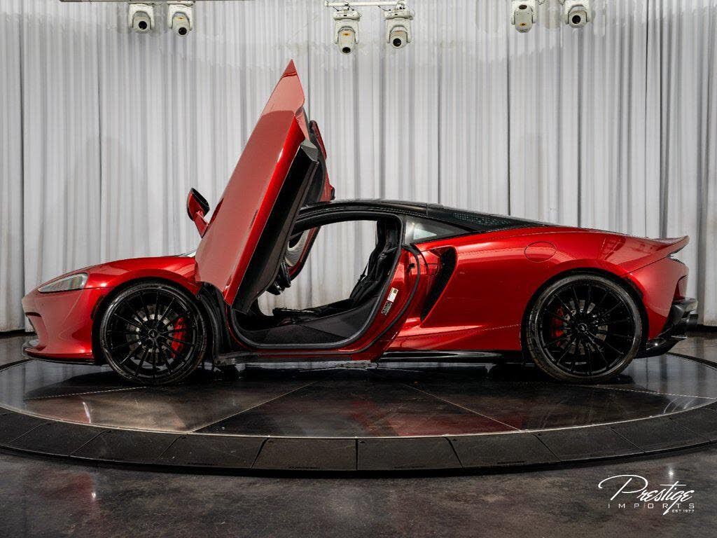 Used 2020 McLaren GT RWD image 13