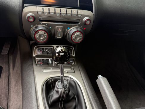 Used 2010 Chevrolet Camaro SS w/ RS Package RWD image 10