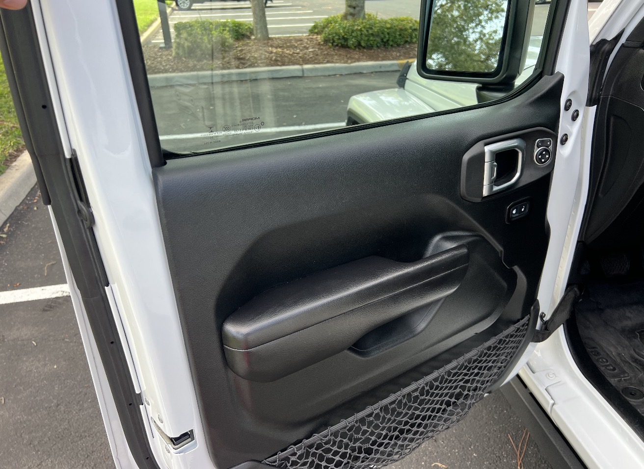 Used 2020 Jeep Gladiator Sport AWD/4WD image 8