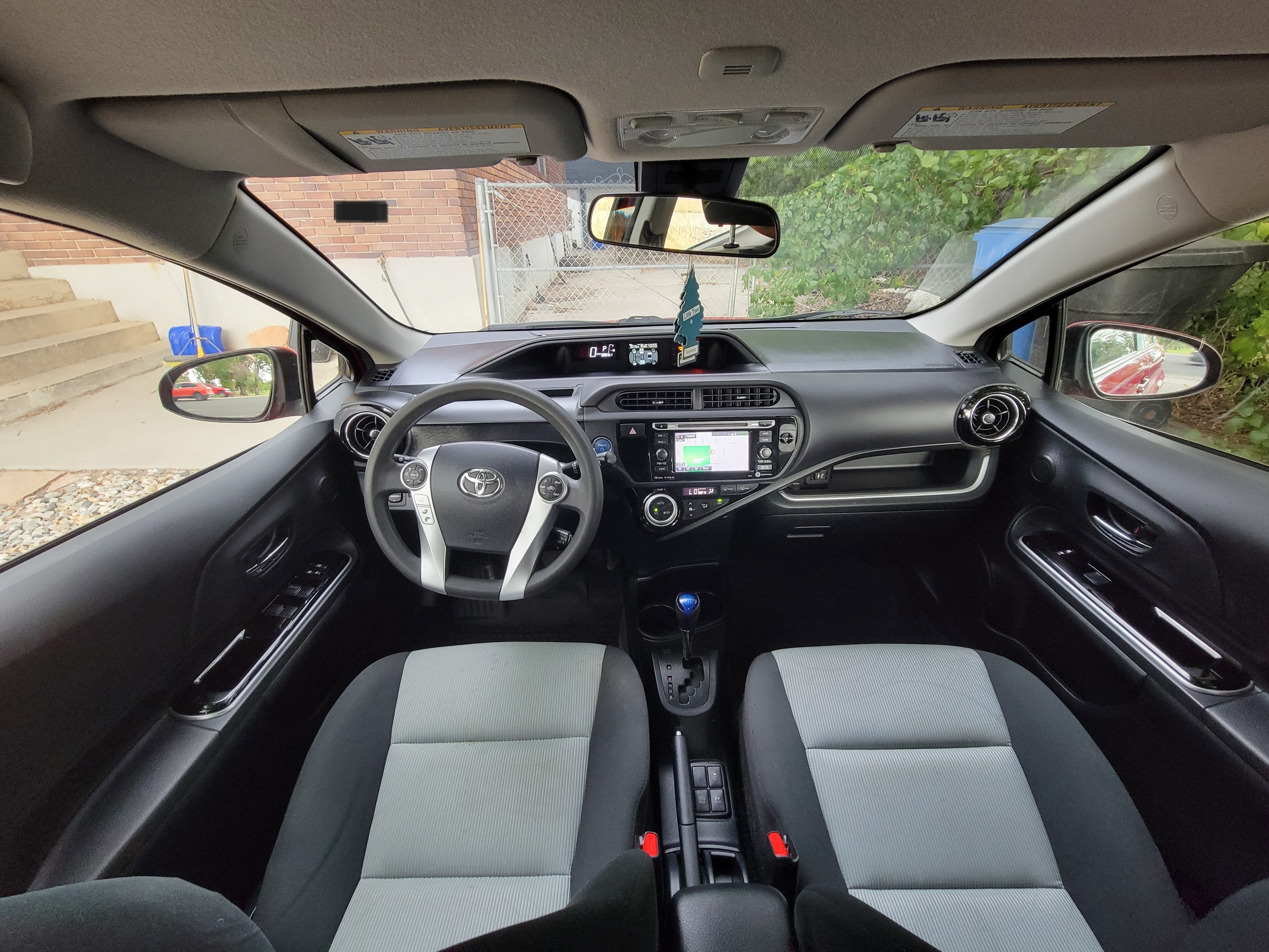 Used 2017 Toyota Prius C Three FWD image 11