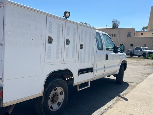 Used 2006 Ford F250 XLT AWD/4WD image 14