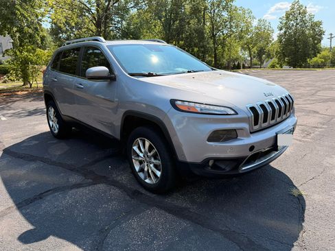 Used 2014 Jeep Cherokee Limited w/ Technology Group AWD/4WD image 1