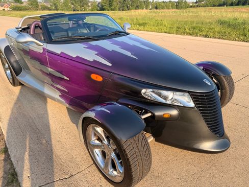 Used 2000 Plymouth Prowler RWD image 1