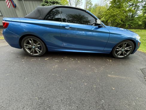 Used 2016 BMW M235i Convertible RWD image 13