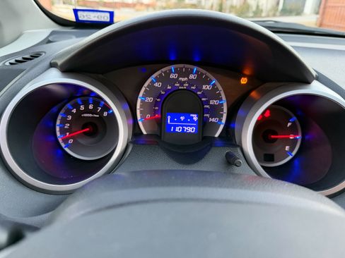 Used 2011 Honda Fit Sport image 13