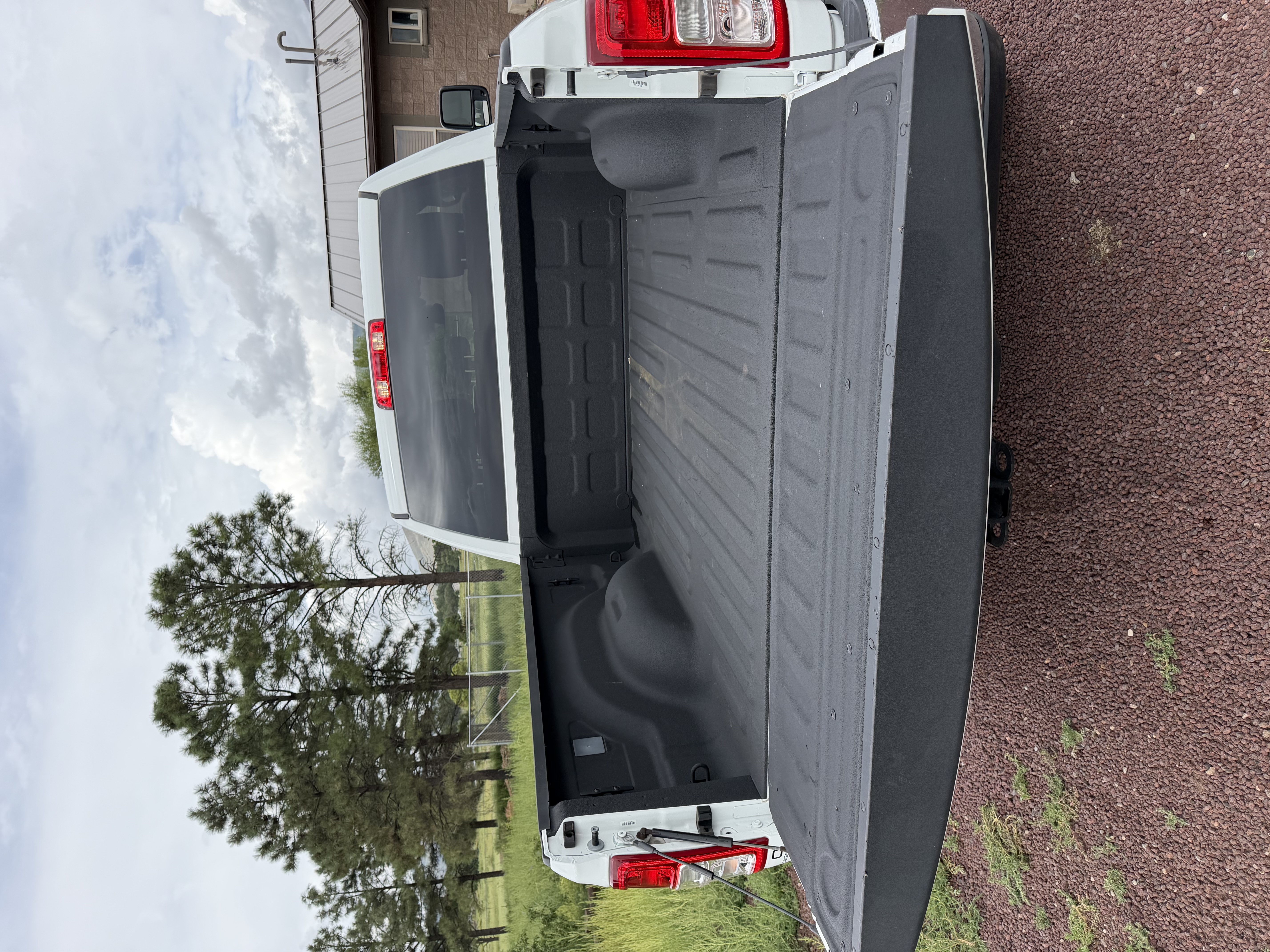 Used 2024 RAM 2500 Big Horn w/ Bed Utility Group AWD/4WD image 8