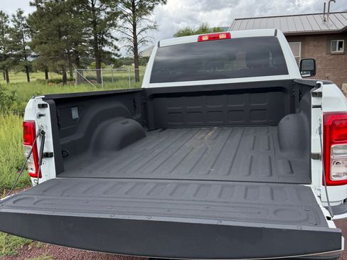 Used 2024 RAM 2500 Big Horn w/ Bed Utility Group AWD/4WD image 8