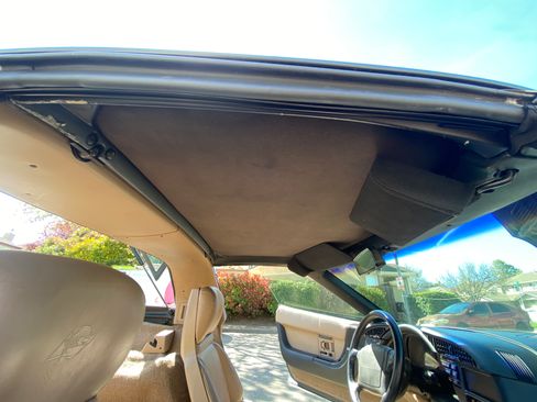 Used 1993 Chevrolet Corvette Coupe image 12