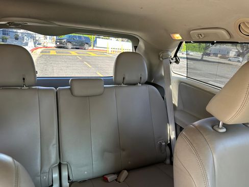 Used 2015 Toyota Sienna XLE w/ XLE Navigation Package AWD/4WD image 24