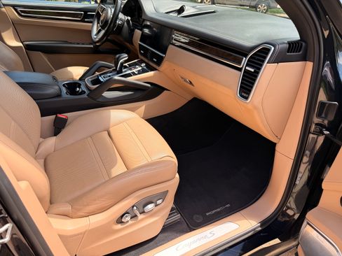 Used 2019 Porsche Cayenne S AWD/4WD image 13