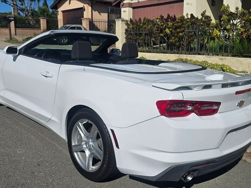 Used 2019 Chevrolet Camaro LT image 8