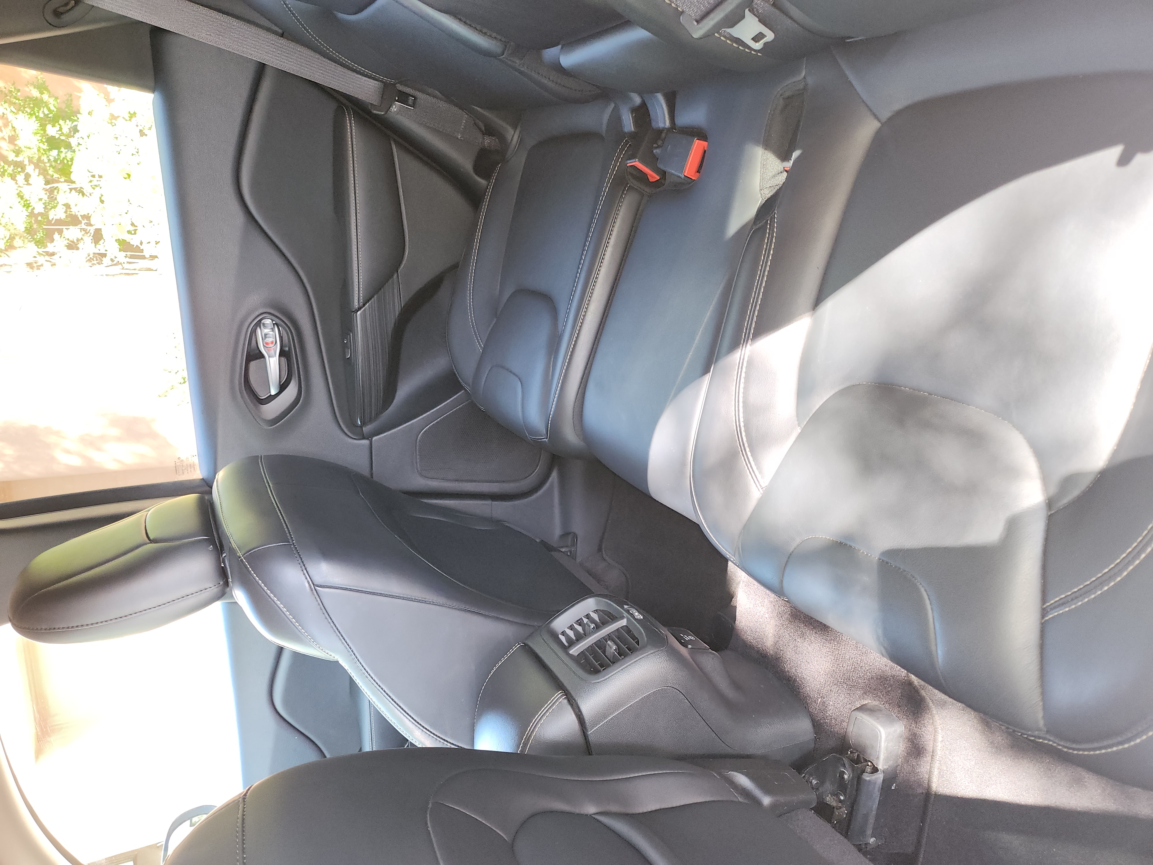 Used 2016 Jeep Cherokee Limited AWD/4WD image 18