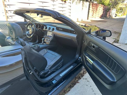 Used 2021 Ford Mustang Premium image 12