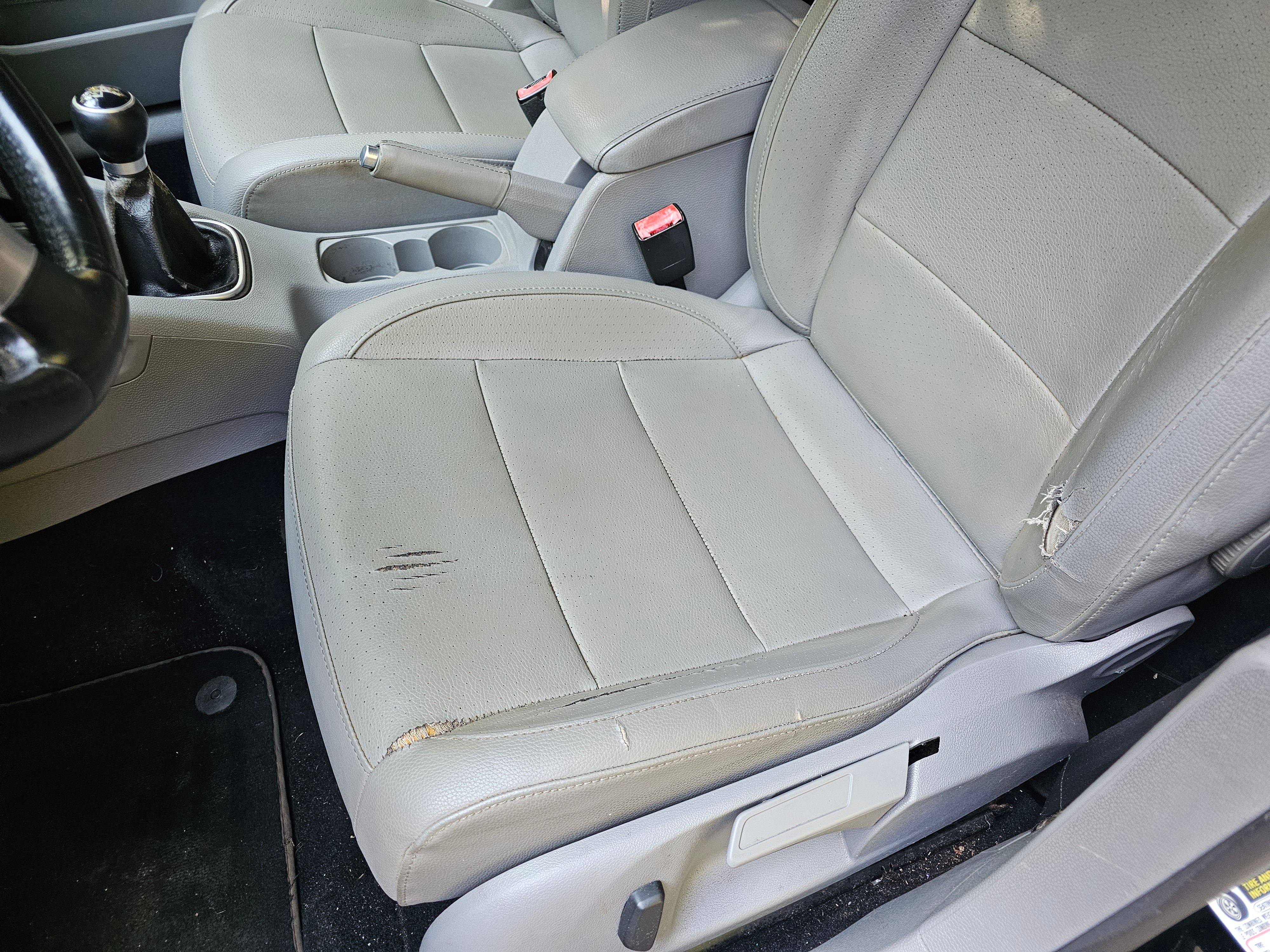 Used 2008 Volkswagen Jetta Wolfsburg Edition FWD image 6