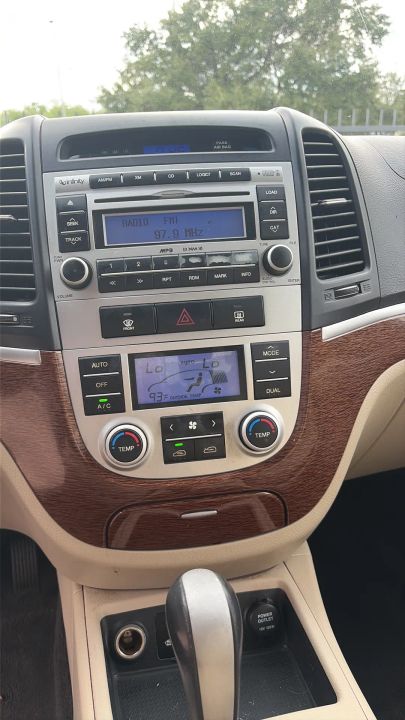 Used 2008 Hyundai Santa Fe Limited FWD image 11