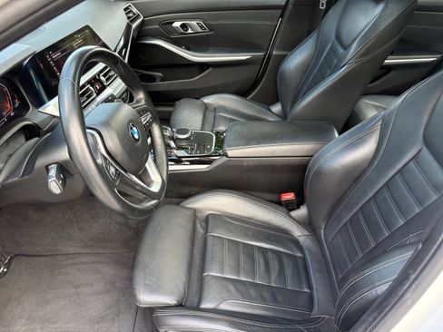 Used 2019 BMW 330i Sedan image 10