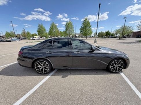Used 2021 Mercedes-Benz E 350 Sedan image 4