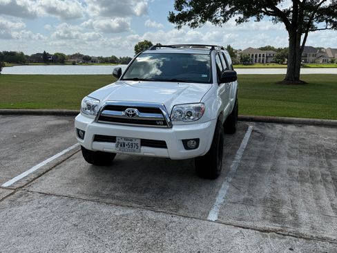 Used 2006 Toyota 4Runner Sport RWD image 2