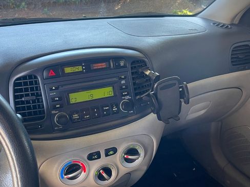 Used 2006 Hyundai Accent GLS image 5