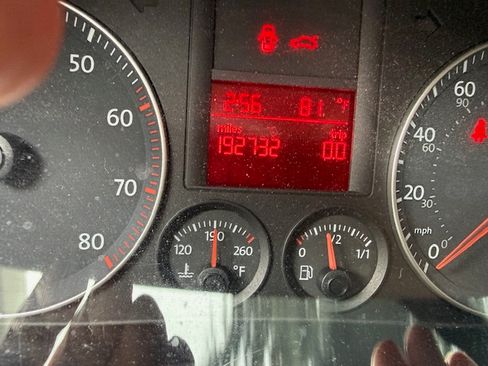 Used 2007 Volkswagen Rabbit 2-Door FWD image 5