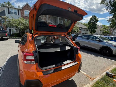 Used 2019 Subaru Crosstrek 2.0i Limited w/ Moonroof Package w/Navigation AWD/4WD image 12