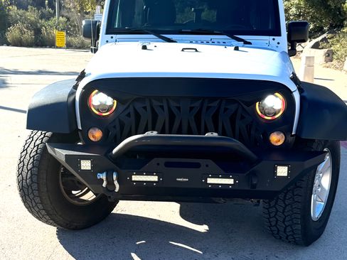 Used 2016 Jeep Wrangler Unlimited Sport w/ Quick Order Package 24S image 2