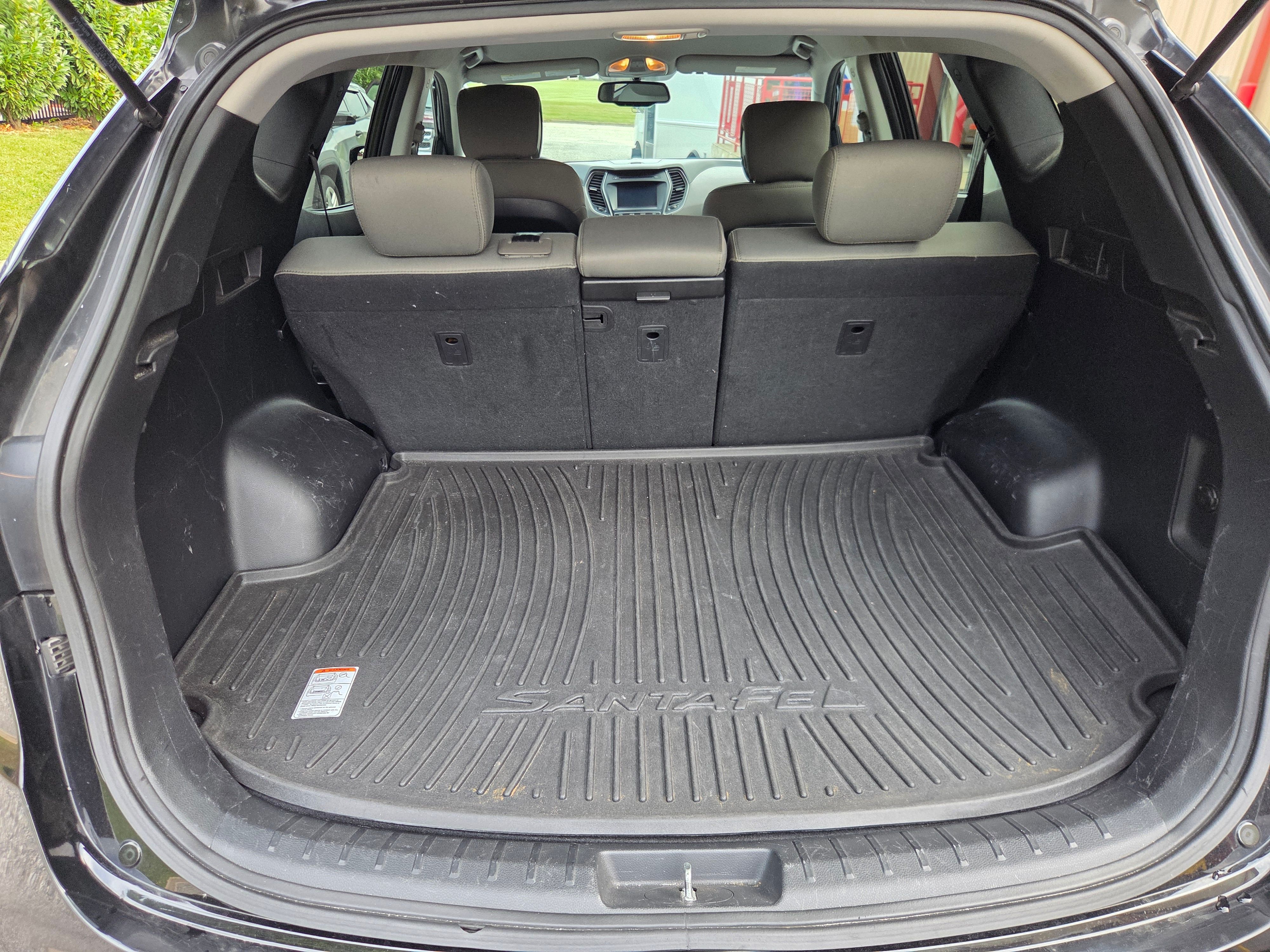 Used 2017 Hyundai Santa Fe Sport FWD image 11