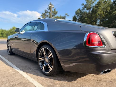 Used 2014 Rolls-Royce Wraith RWD image 10