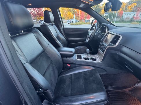 Used 2015 Jeep Grand Cherokee Altitude image 15