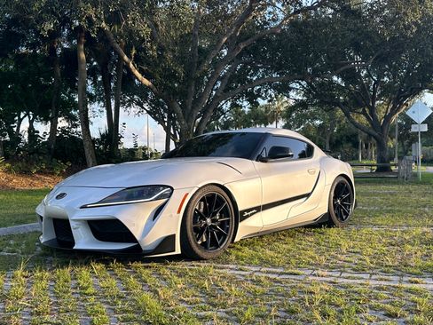 Used 2024 Toyota Supra RWD image 32