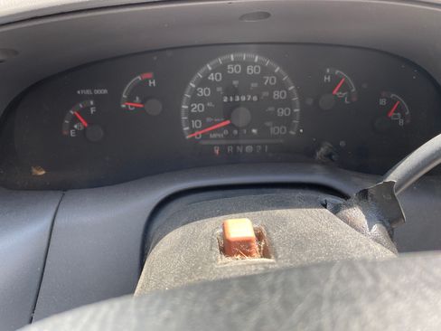 Used 1997 Ford F150 4x4 SuperCab image 9