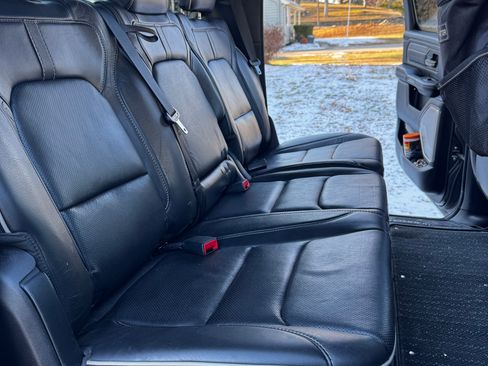 Used 2020 RAM 1500 Limited image 15