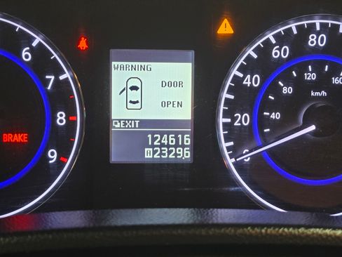 Used 2012 INFINITI G37 Sport image 29