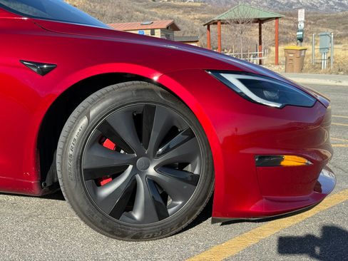 Used 2024 Tesla Model S Plaid image 24