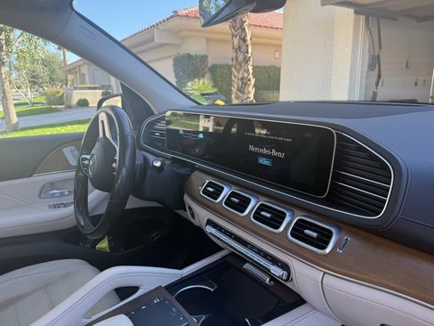 Used 2021 Mercedes-Benz GLE 350 image 5