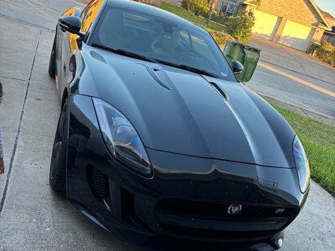 Used 2015 Jaguar F-TYPE R image 6