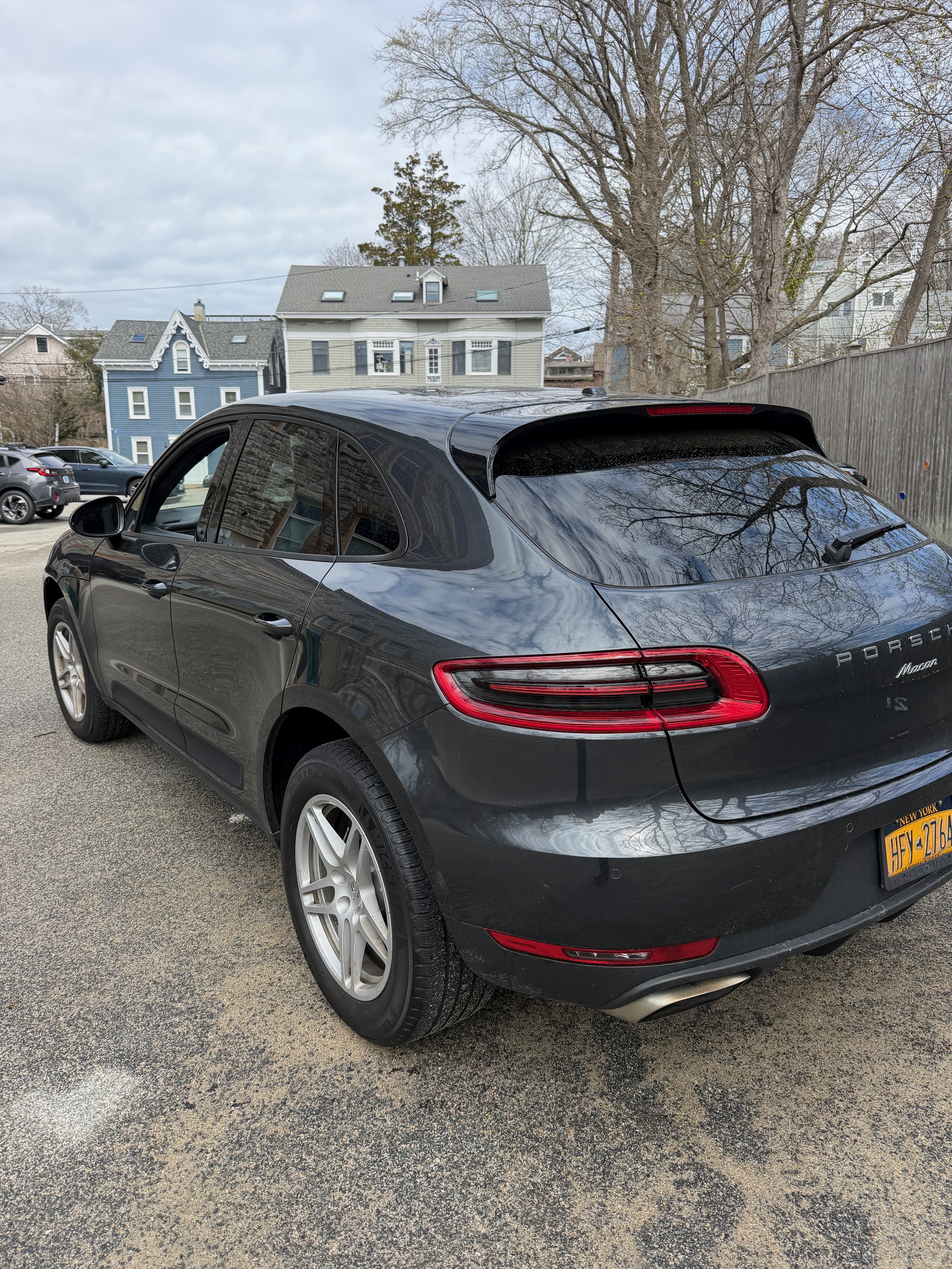 Used 2018 Porsche Macan Sport Edition AWD/4WD image 10