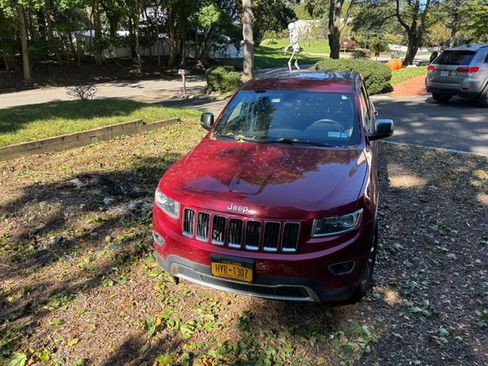 Used 2014 Jeep Grand Cherokee Limited image 6