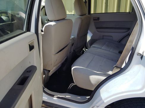 Used 2012 Ford Escape XLT image 8