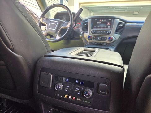 Used 2015 GMC Yukon Denali w/ Open Road Package AWD/4WD image 6