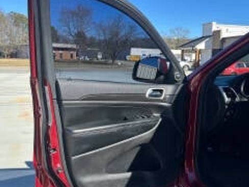 Used 2015 Jeep Grand Cherokee Altitude image 11