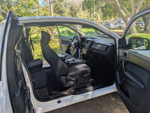 Used 2019 Ford Ranger XL w/ Equipment Group 101A Mid image 5