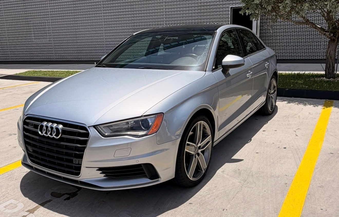 Used 2016 Audi A3 2.0T Premium w/ Audi MMI Navigation Plus AWD/4WD image 4