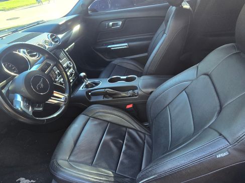 Used 2019 Ford Mustang GT w/ GT Performance Package image 13